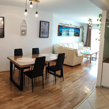 Apartments M&M Makarska Esterno foto