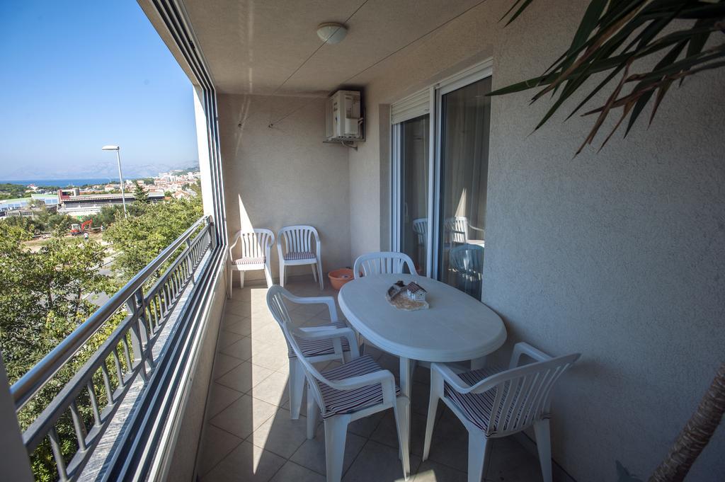 Apartments M&M Makarska Esterno foto