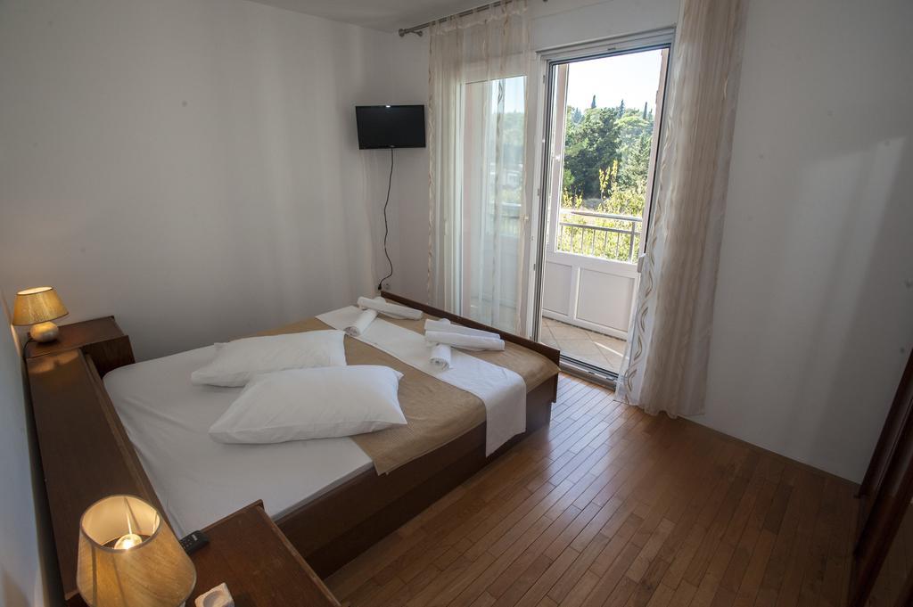 Apartments M&M Makarska Esterno foto